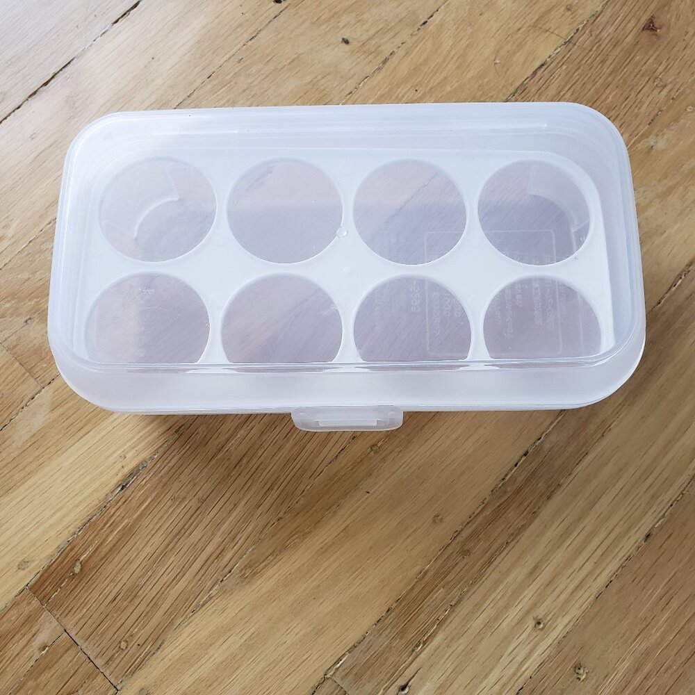 Reusable Egg Holder Storage Container 8 Egg Carton Hard Plastic Fridge Organizer